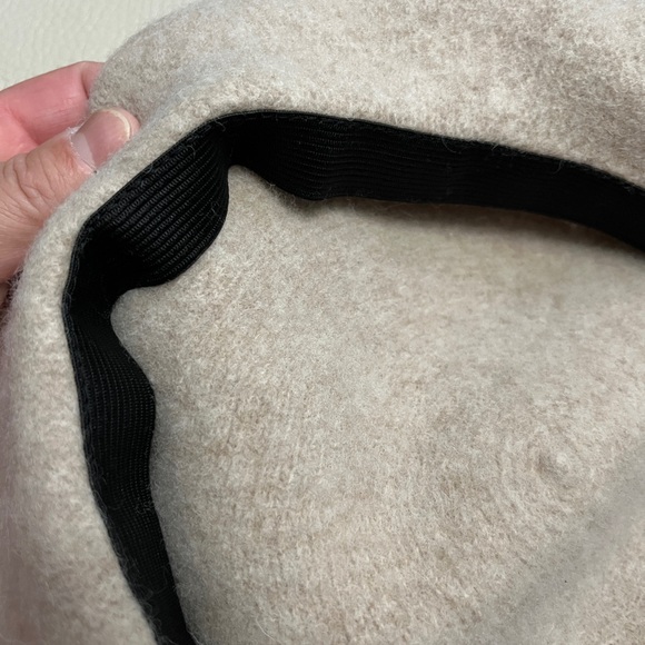 Zara Women’s 100% Wool Beret - Picture 7 of 9